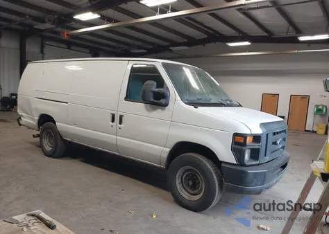 2008 Ford E-350 Super Duty Commercial/Recreational z USA, uszkodzony, nr VIN 1FTSS34L38DB54795
